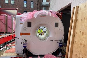 Mehr über den Artikel erfahren Zusätzliches MRT für noch schnellere Termine